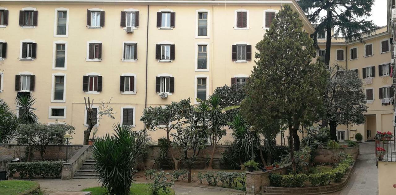 Hotel Casa Di Ele Roma Exterior foto